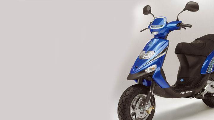 Sid eFront Pose of Gilera Stalker 2005 in Blue